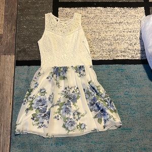 Speechless, size 5, flower dress